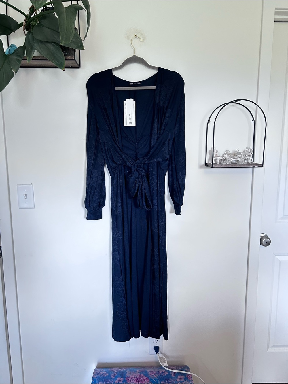 NWT Zara Navy Blue Jacquard Wrap Front V Neck Long Sleeve Maxi Dress Size Small
